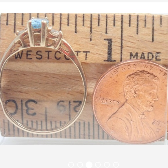 Preloved Solid 10K Topaz/ Crystal Accents Ring - Picture 2 of 5